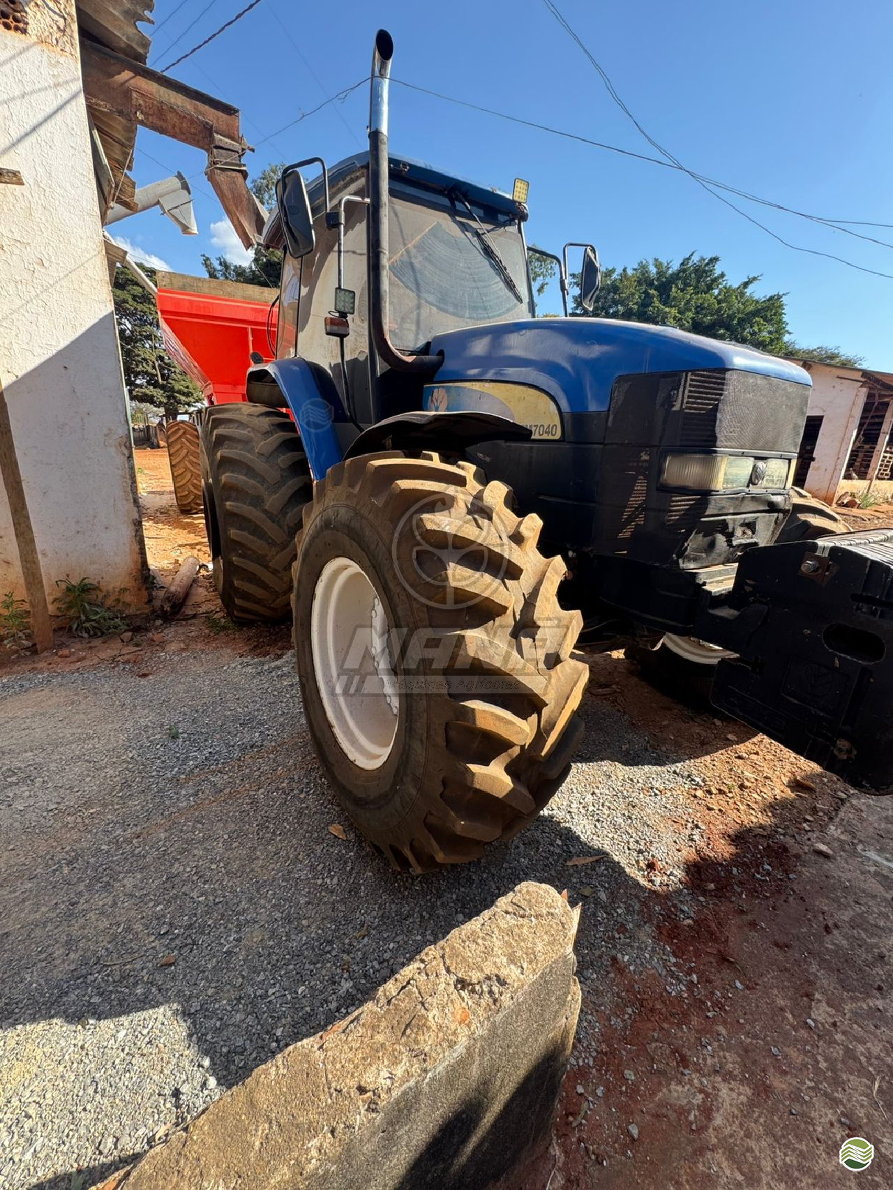 TRATOR NEW HOLLAND NEW TM 7040 Tração 4x4 Mana Máquinas RIBEIRAO PRETO SÃO PAULO SP